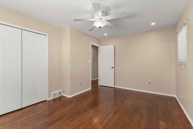 unfurnished bedroom featuring dark wood finished floors, recessed lighting, visible vents, ceiling fan, and baseboards