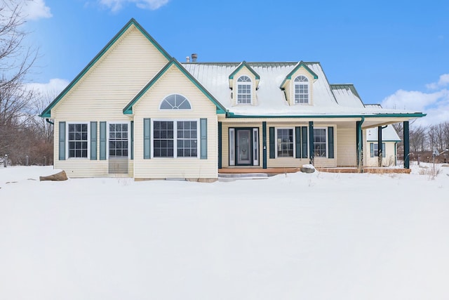 view of front of home featuring a porch