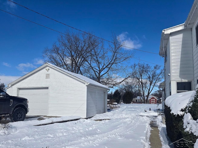 Listing photo 3 for 2018 Deindorfer St, Saginaw MI 48602