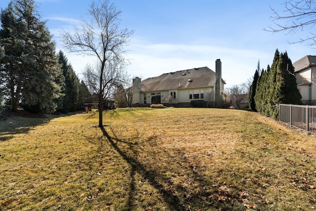 view of yard featuring fence