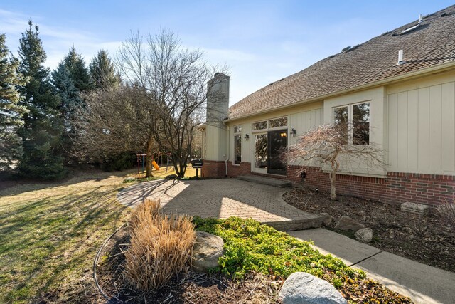 view of yard with a patio