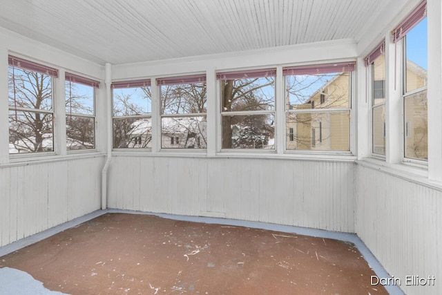 view of unfurnished sunroom