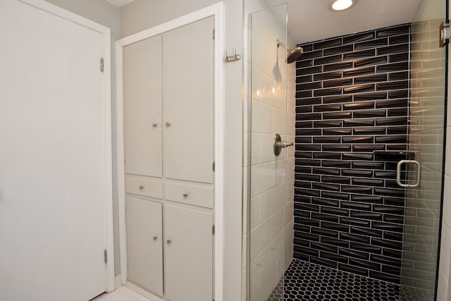 full bathroom featuring a stall shower