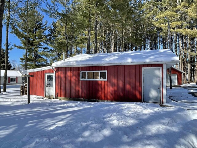 7836 W Perch Lake Dr, Lake, MI 48632