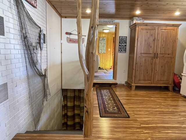 7836 W Perch Lake Dr, Lake, MI 48632