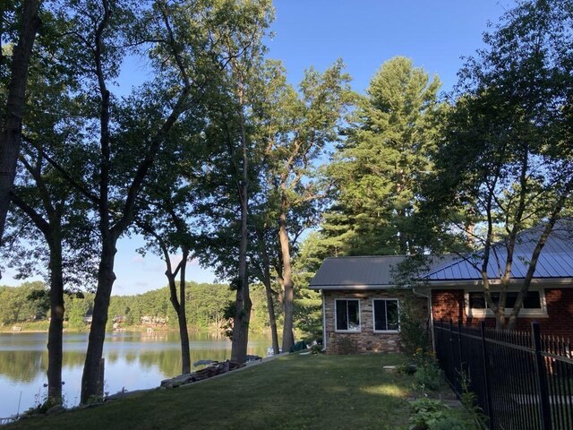 7836 W Perch Lake Dr, Lake, MI 48632