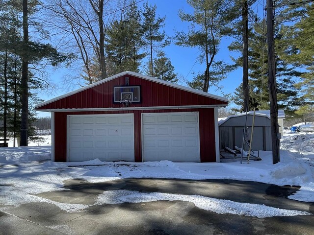 7836 W Perch Lake Dr, Lake, MI 48632