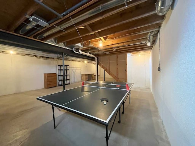 playroom with concrete flooring