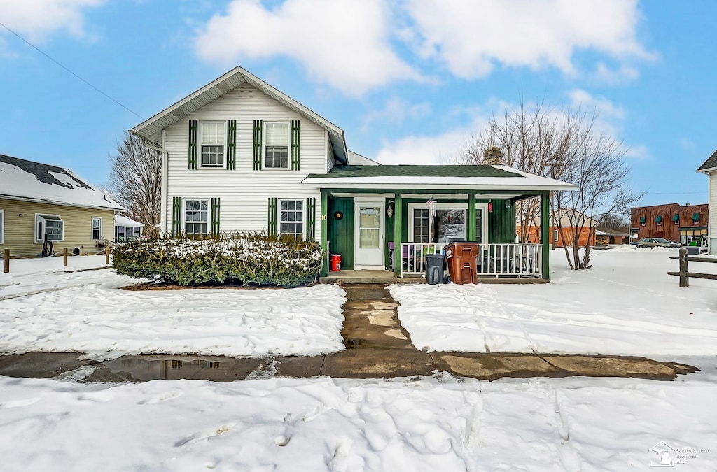 view of front of home with covered porch