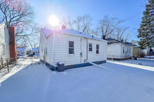18953 Woodcrest St, Harper Woods, MI 48225 - view of front of house with fence