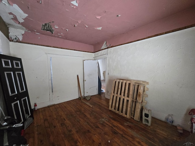 interior space with dark wood-style floors