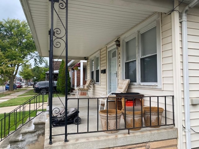 view of patio / terrace featuring covered porch