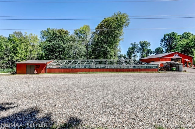 1286 Gray Fox Ct, Howell, MI 48843 - view of horse barn