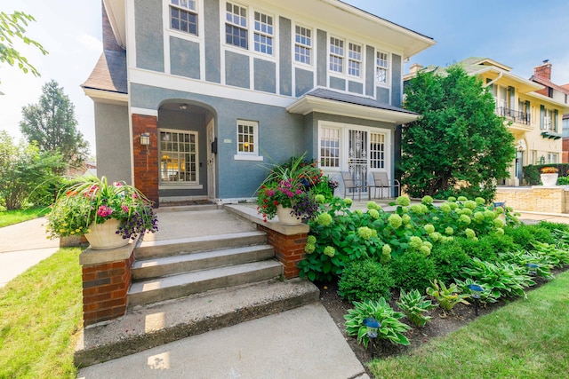 view of front of home featuring stucco siding