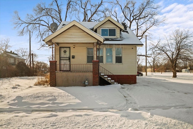 view of front of house featuring covered porch