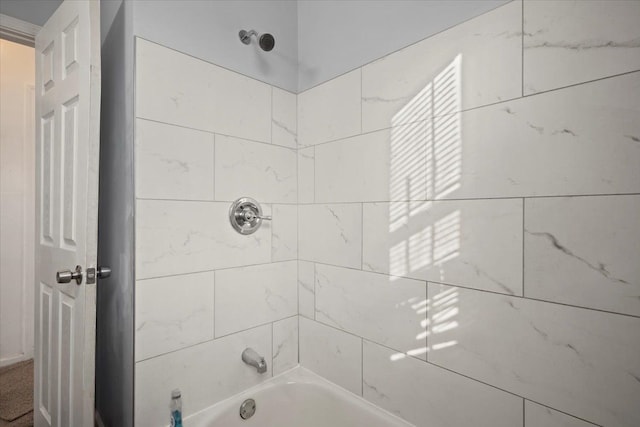 bathroom featuring shower / tub combination