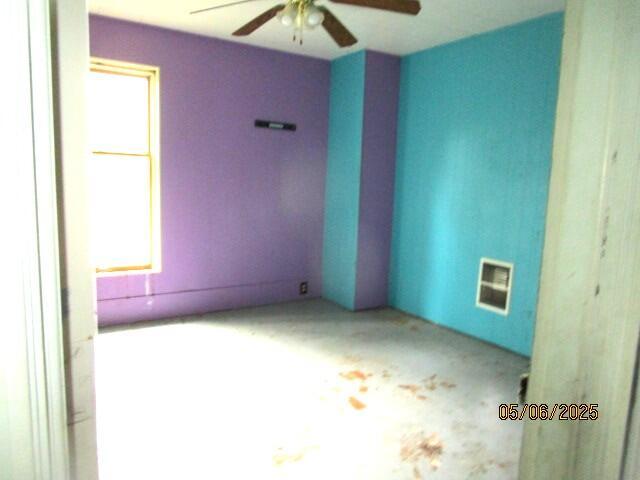 408 W Burr Oak St, Centreville, MI 49032 - spare room with ceiling fan