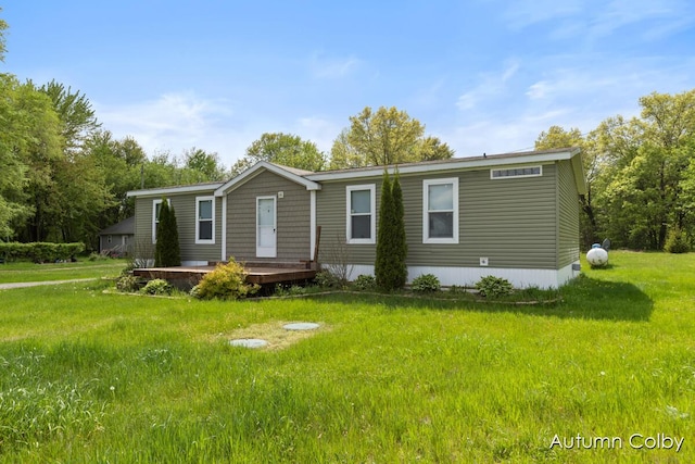 5443 Gravel Ridge Rd, Lakeview, MI 48850 - manufactured / mobile home with a front yard