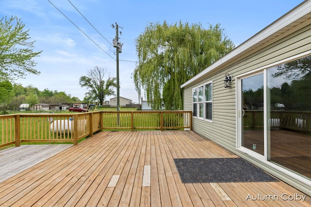 5443 Gravel Ridge Rd, Lakeview, MI 48850 - view of wooden terrace