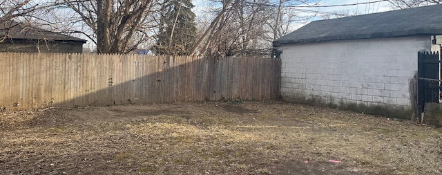 view of yard featuring fence