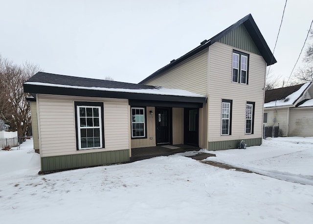 view of front of home with a porch