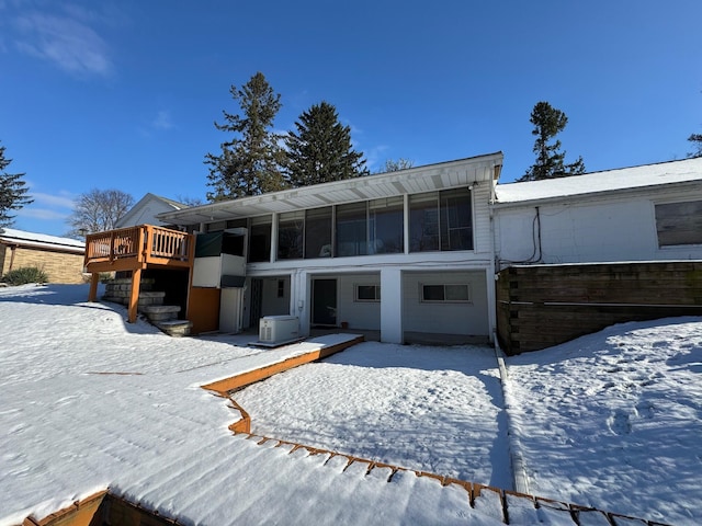 view of front facade with a deck