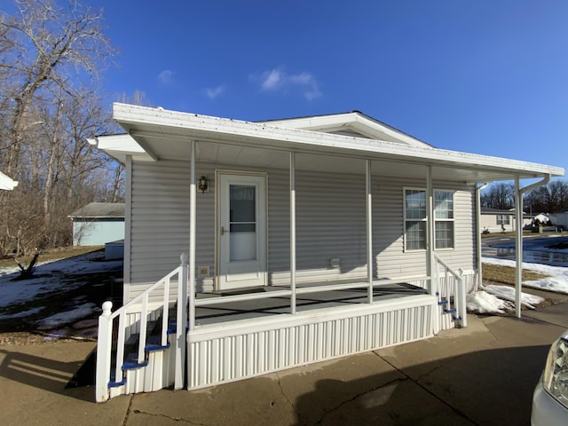 view of front of property with a porch