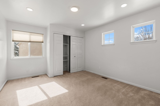 35316 Burgundy, Sterling Heights, MI 48312 - unfurnished bedroom featuring light carpet, visible vents, and recessed lighting