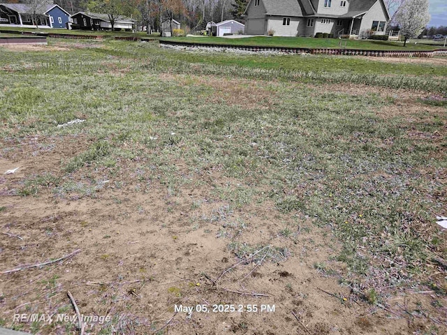 5243 Martin Rd, Beaverton, MI 48612 - view of yard