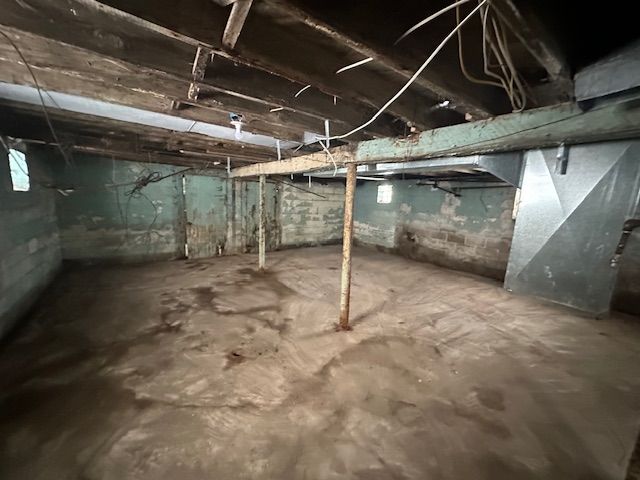 view of unfinished basement