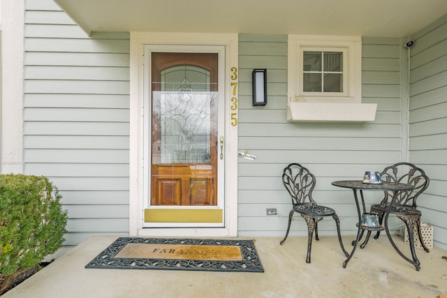 view of property entrance