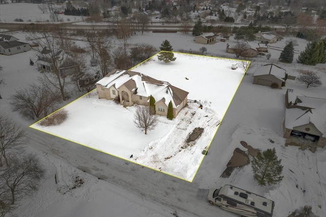 3912 Alex Ct, Oxford, MI 48371 - snowy aerial view featuring property parcel outlined