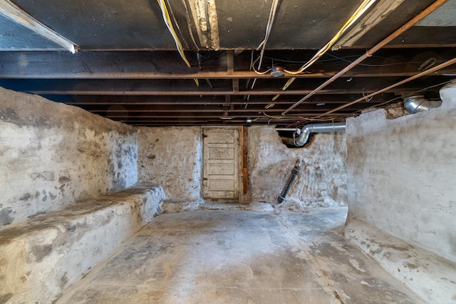 view of unfinished basement