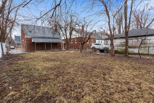 view of yard featuring fence