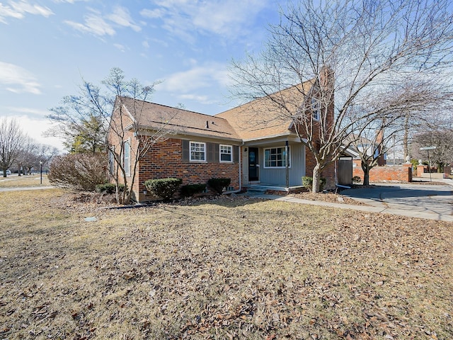 view of front of property with brick siding