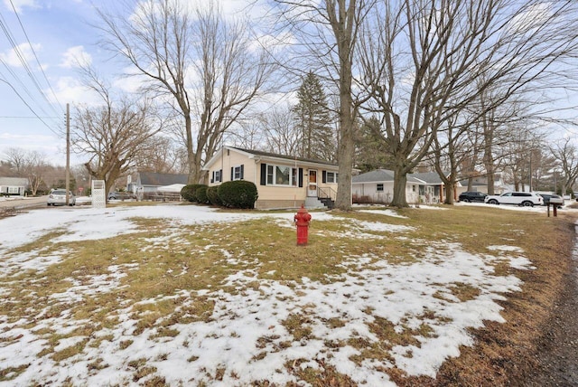 view of front of house