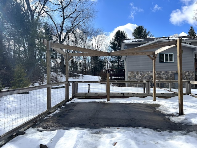 exterior space featuring fence private yard