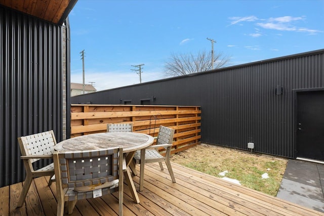 deck featuring outdoor dining space