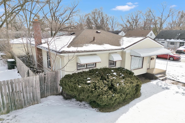 view of front of property with fence