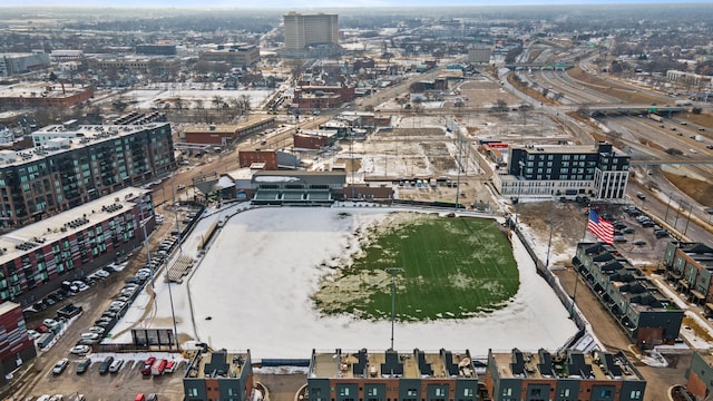 drone / aerial view with a view of city