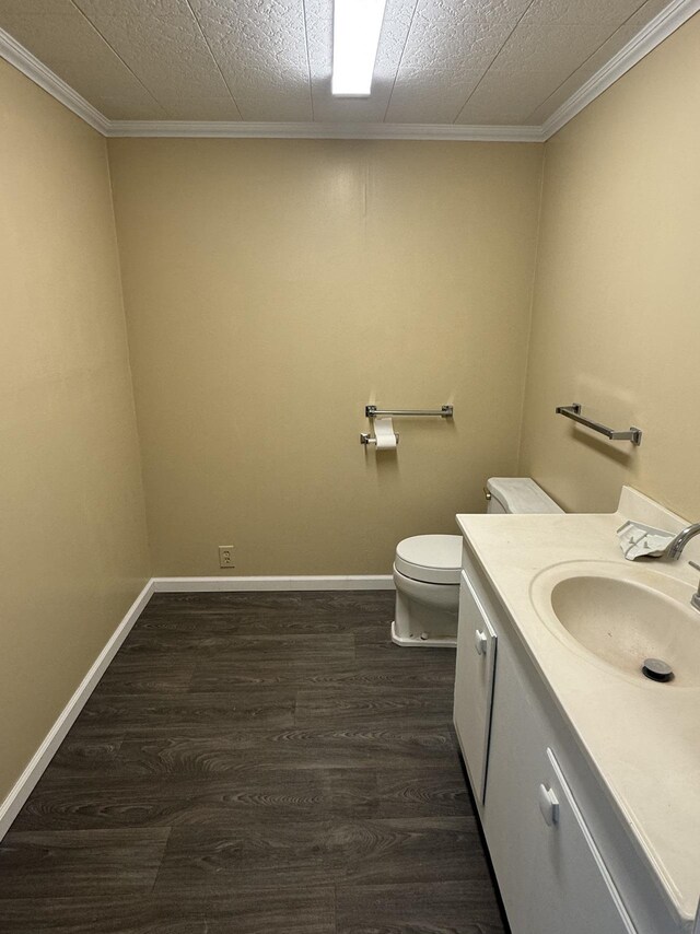 3222 E Houghton Lake Dr, Houghton Lake, MI 48629