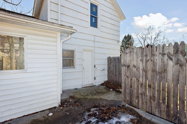 225 E Home St, Edmore, MI 48829 - view of side of property