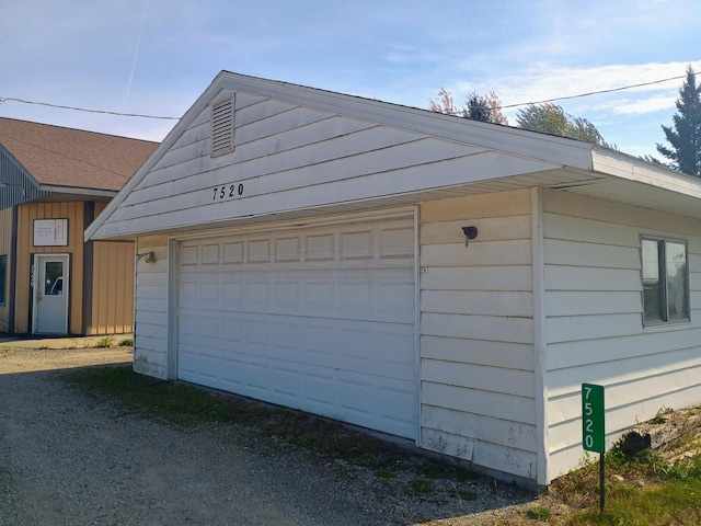 view of detached garage