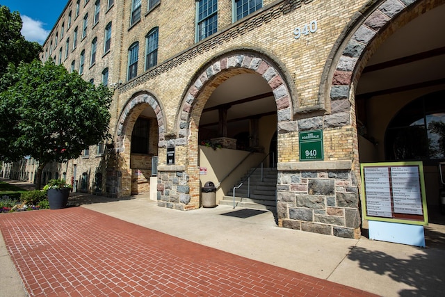 940 Monroe Ave NW # 461, Grand Rapids, MI 49503 - view of building exterior