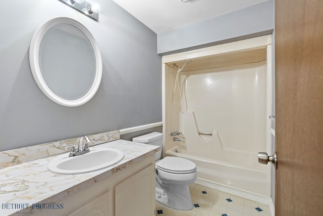 full bathroom featuring shower / washtub combination, vanity, and toilet