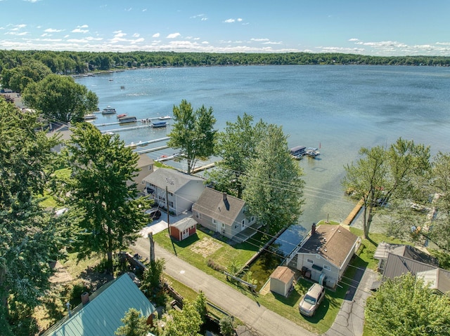 bird's eye view featuring a water view