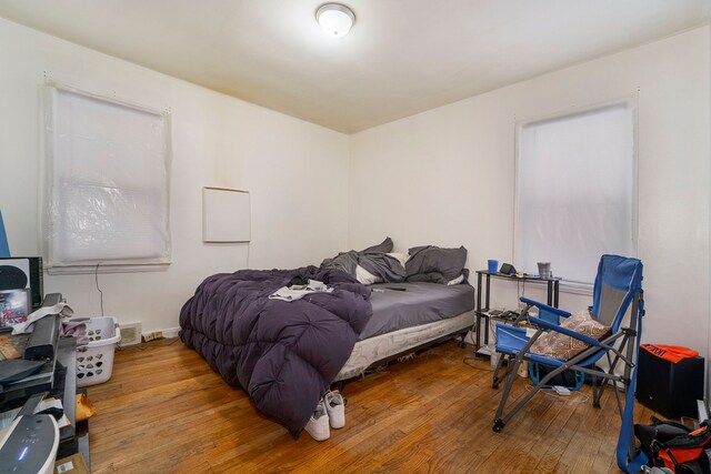 14927 Fairmount Dr, Detroit, MI 48205 - bedroom with hardwood / wood-style flooring