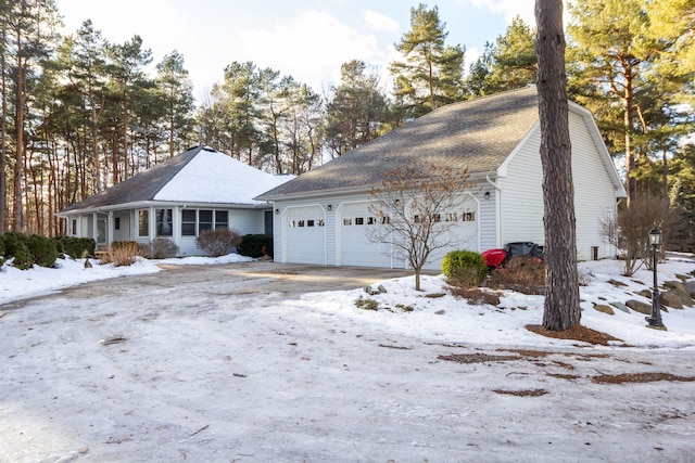 view of front of home featuring a garage