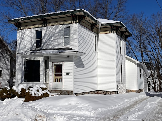 view of front of property