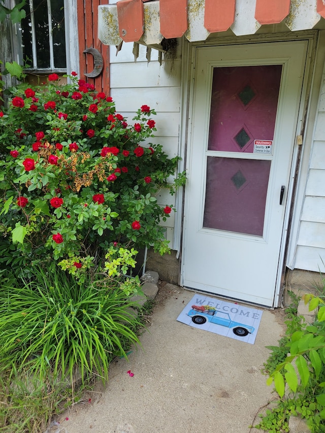 view of property entrance